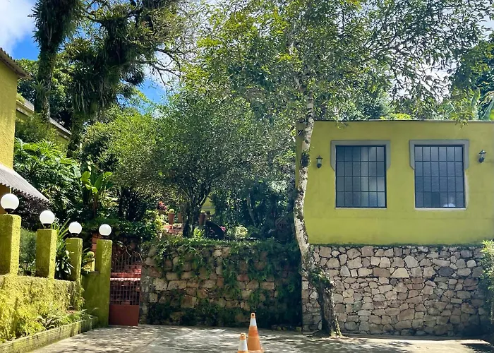 Cedros Pousada
